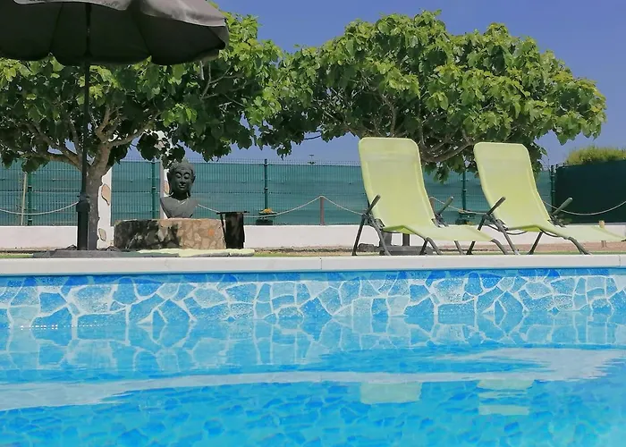 Azimute Guest house *